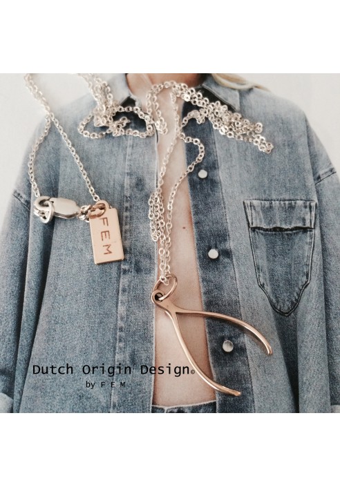 Necklace: WishULuck Bronze €89,-